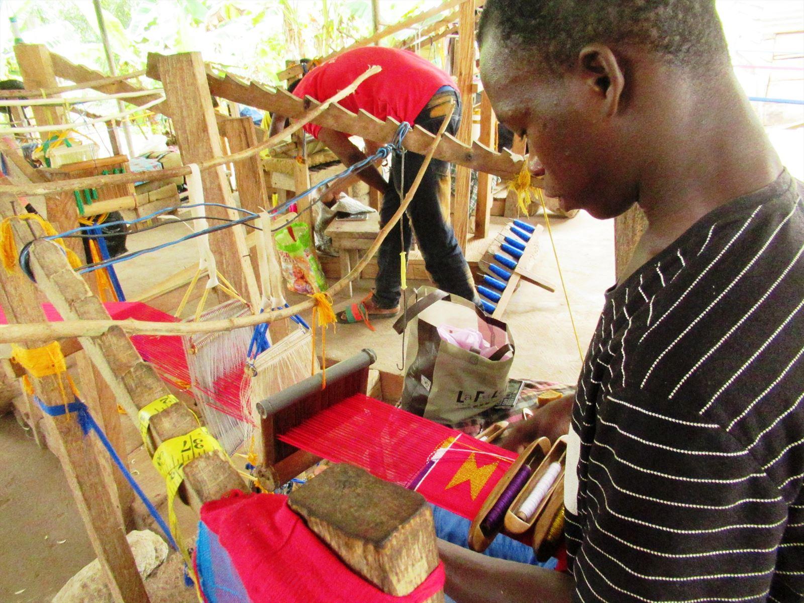 Image of Adanwomase Kente Weaving